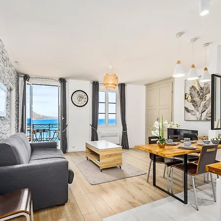 Appartement Rue Longue Vue Mer, Spacieux, Rénové