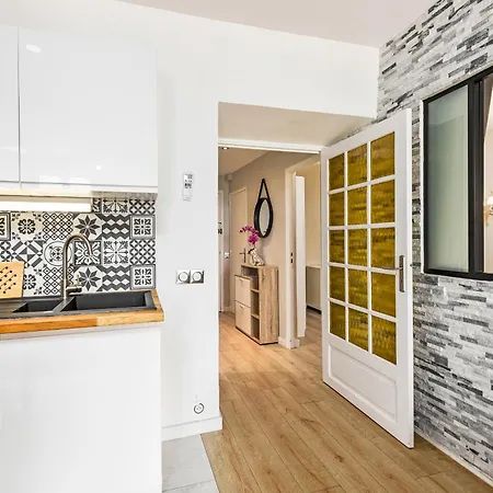 Rue Longue Vue Mer, Spacieux, Rénové * Menton